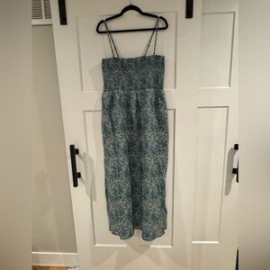 Faherty‎ NWT Linen Smocked Dress